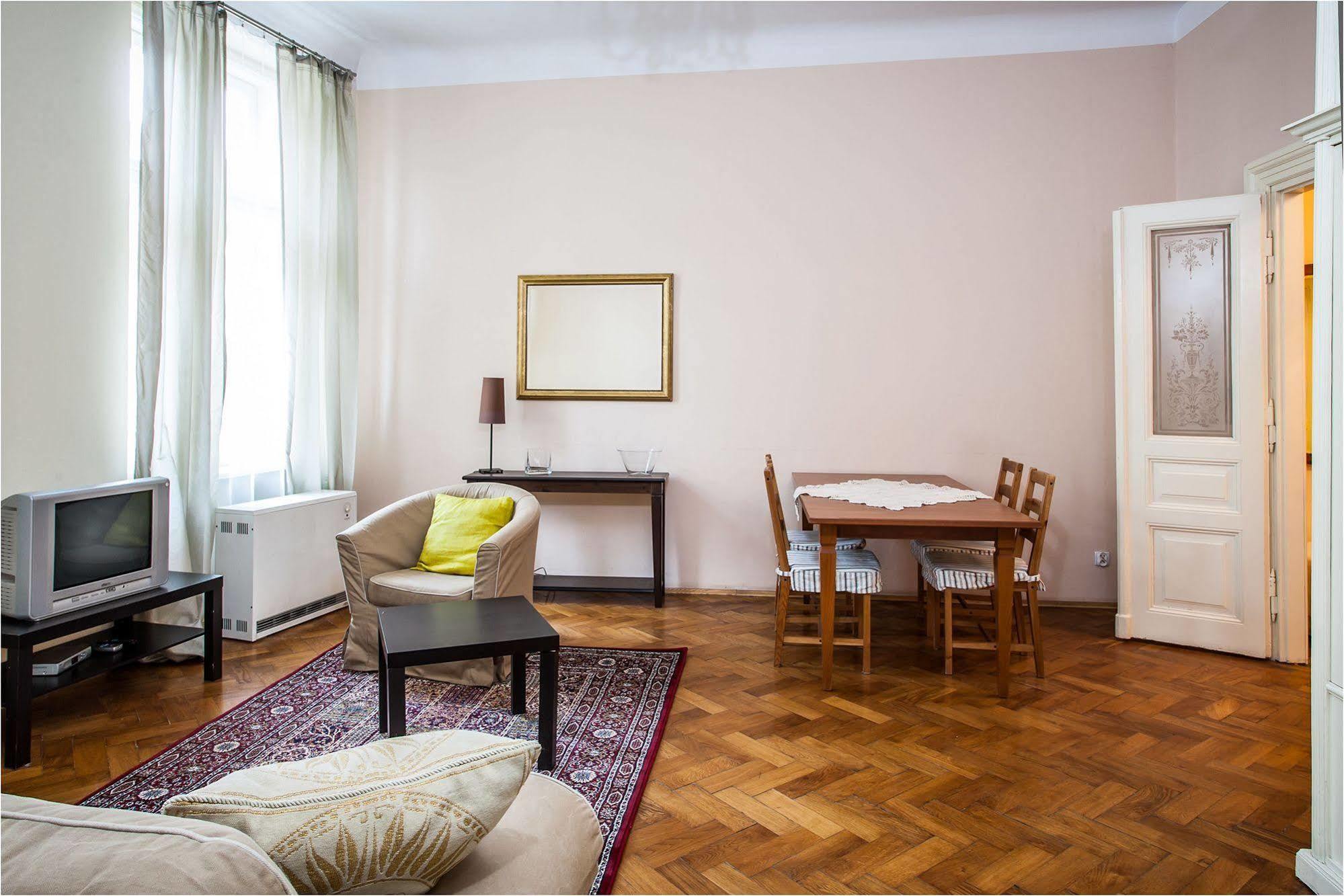 Apartamenty Muzyczny คราคูฟ ภายนอก รูปภาพ